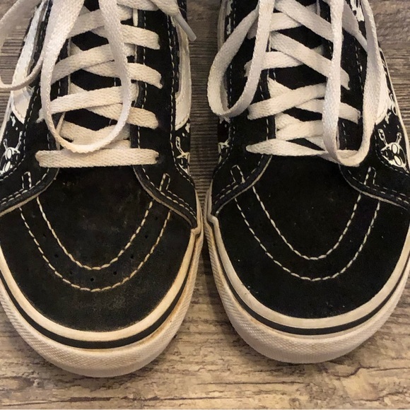Vans Sneaker Gently Used - Picture 4 of 8